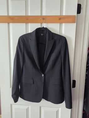 Hugo Boss Classic Black Single-Button Blazer